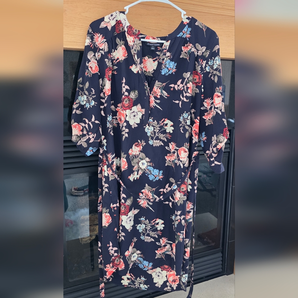41 Hawthorn Navy Floral Long Sleeve Dress Size Large
